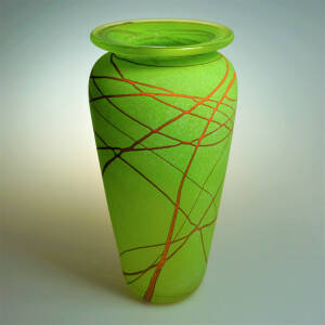Will Shakspeare - Random Classic Vase Medium Lime
